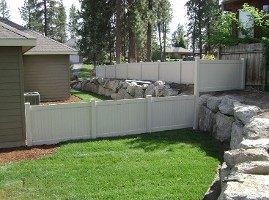 Vinyl Fence Image