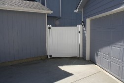 Vinyl Fence Image